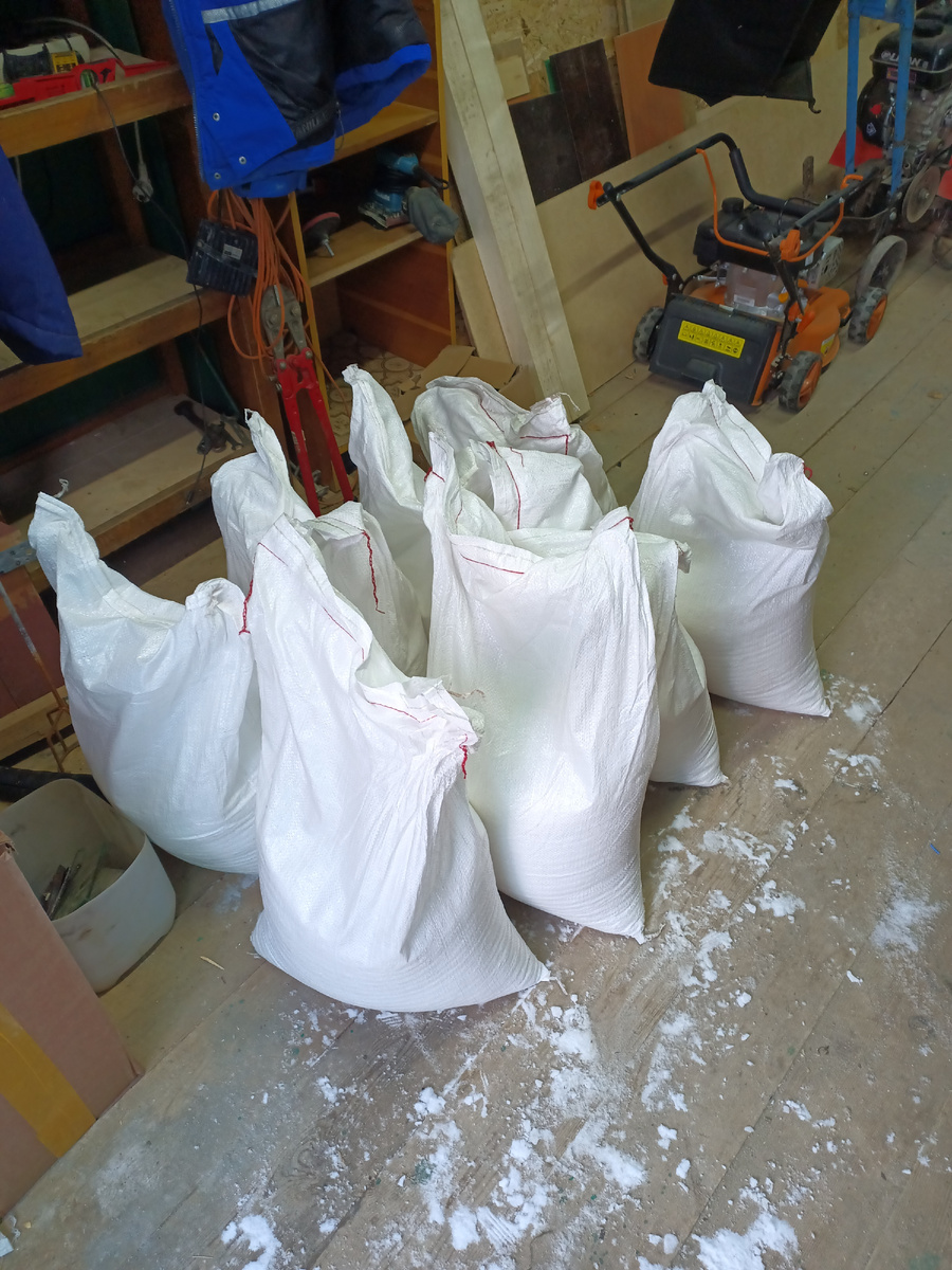 200 кг серно-кислого алюминия 