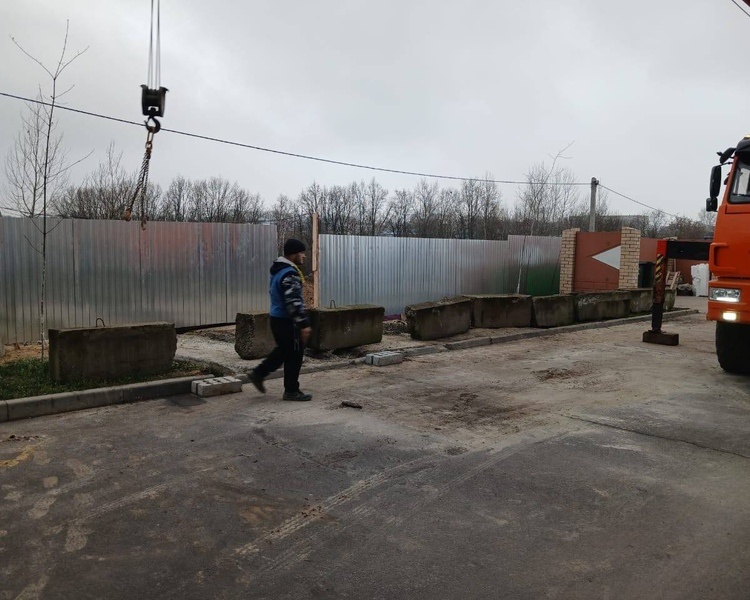     В Курске решают проблему с разрушениями на улице Клевцова