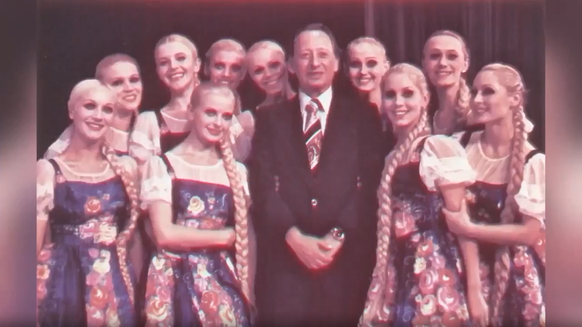     Красноярский ансамбль танца Сибири имени Михаила Годенко отмечает 65-летие