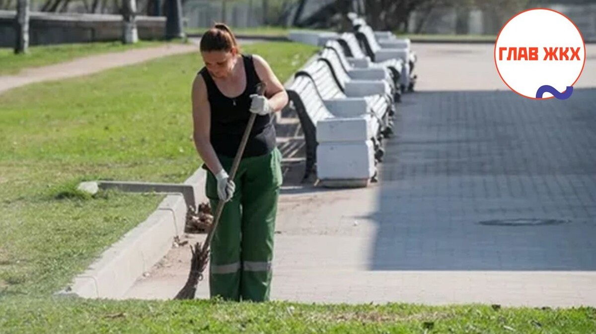 В Ленобласти зарплаты работников ЖКХ выросли почти на 40%
