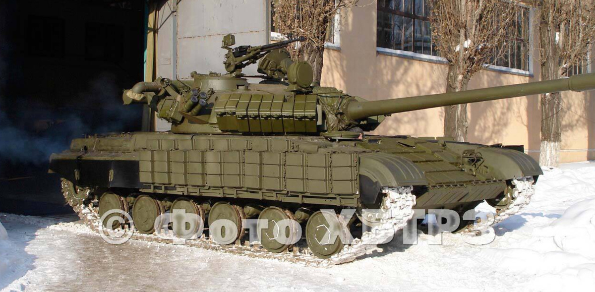 танк на заводе ХБТРЗ