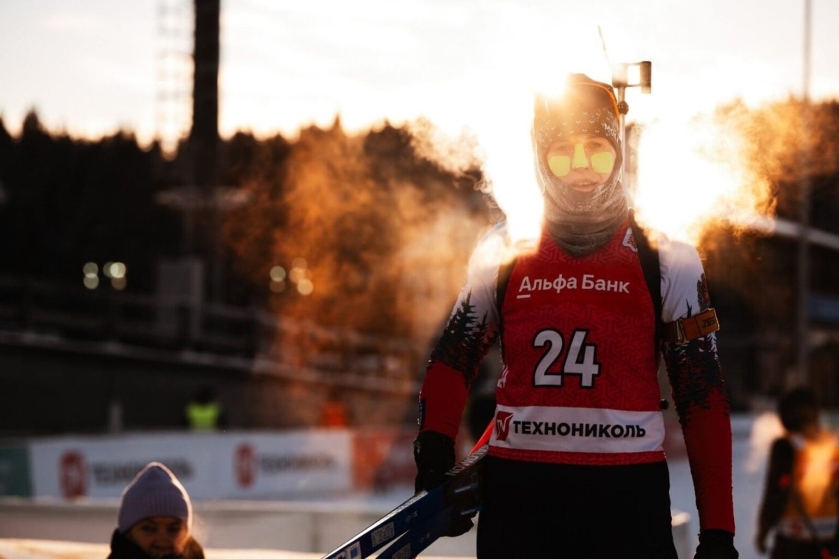    Югра приглашает на трибуны поддержать биатлонистов в день смешанной эстафеты