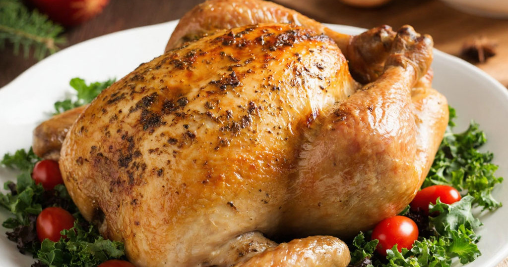 Курица на Новый год без лишних хлопот: лёгкий рецепт для праздничного стола