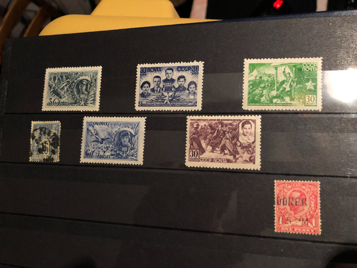 герои СССР и французская марочка 19-го века, совсем съеденная печатью  