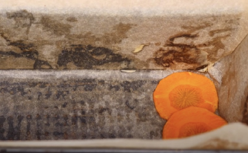 Скумбрия с яйцом и черносливом: праздничный рецепт на каждый день 