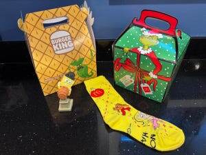    Миллионер против мультгероя: Бургер от McDonald's с Гринчем или Меню от Burger King с Губкой Бобом? Выбираем победителя!