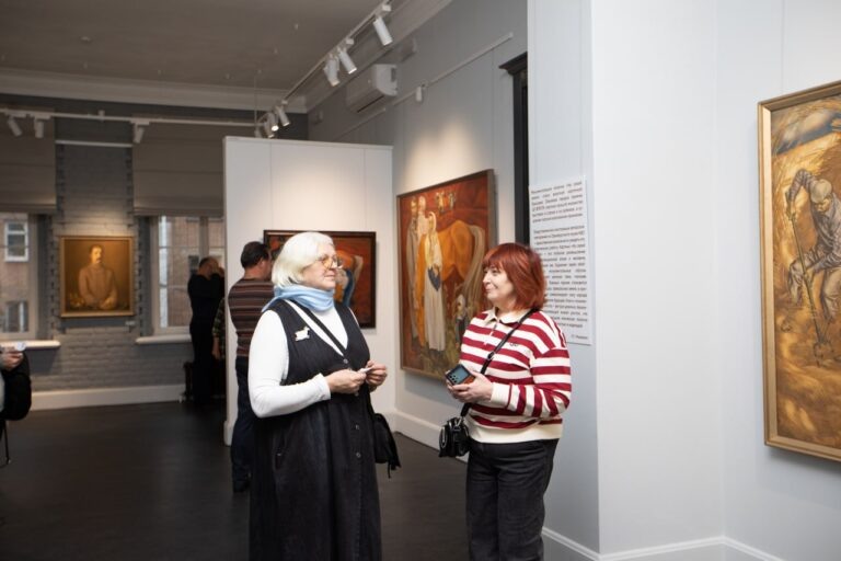    В музее М’АРТ открылась выставка Николая Ерышева Мария Чалкина