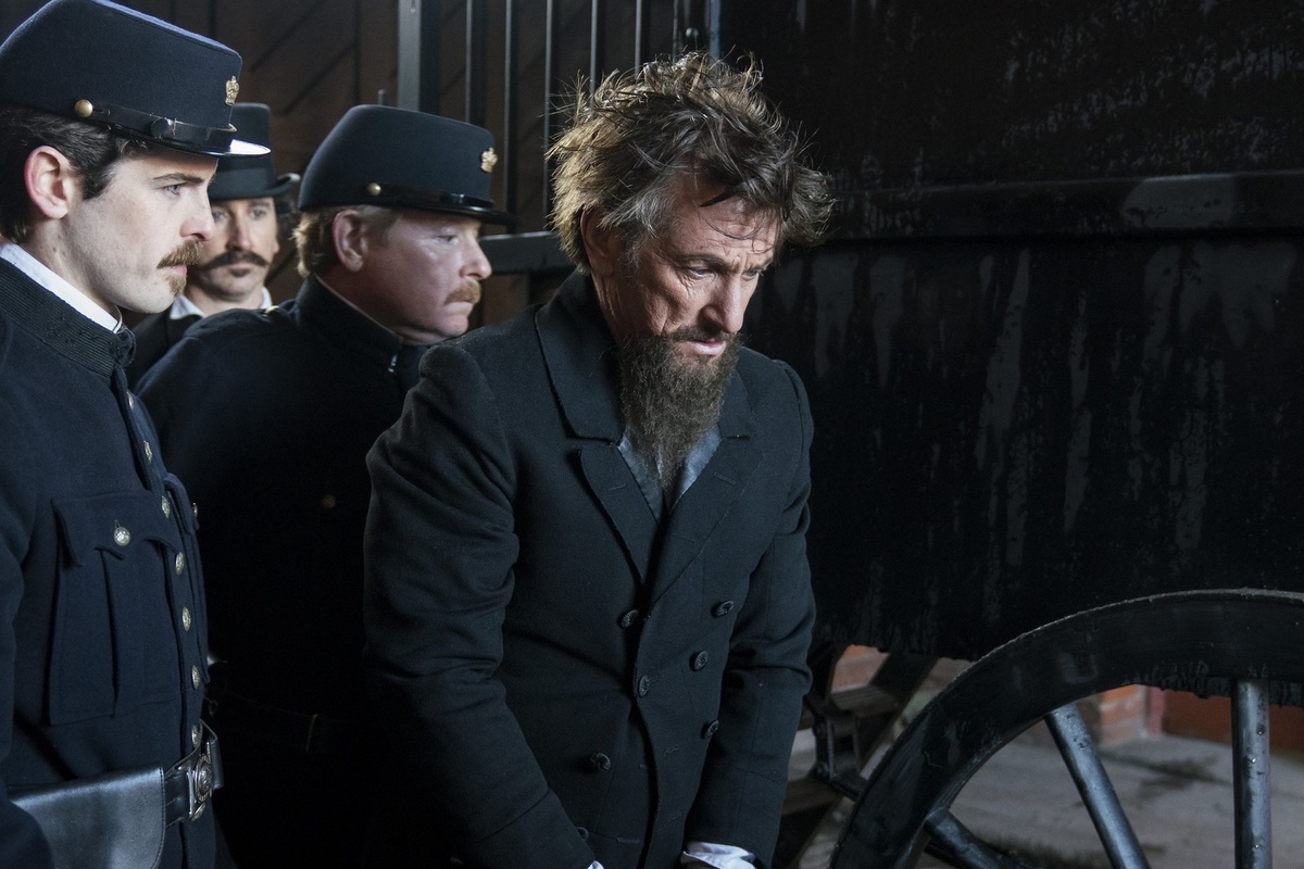 “Игры разумов” (The Professor and the Madman, 2019). Кадр из фильма 