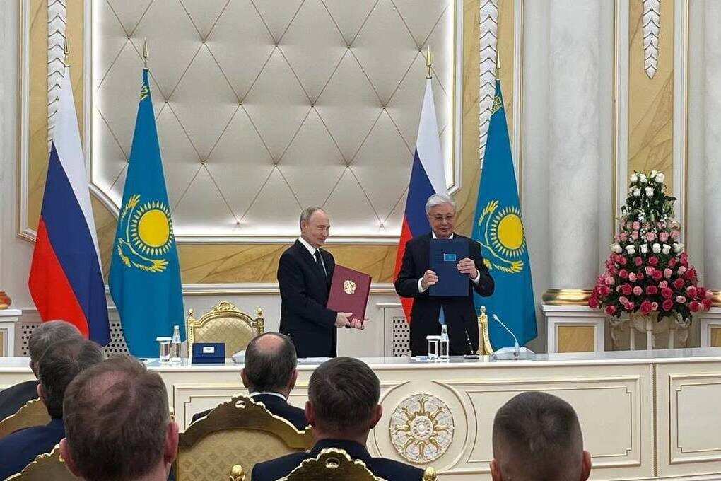 Автор: Россия выделяет Казахстану многомиллиардный взнос: Москва пытается удержать союзника в условиях дипломатического давления Вашингтона