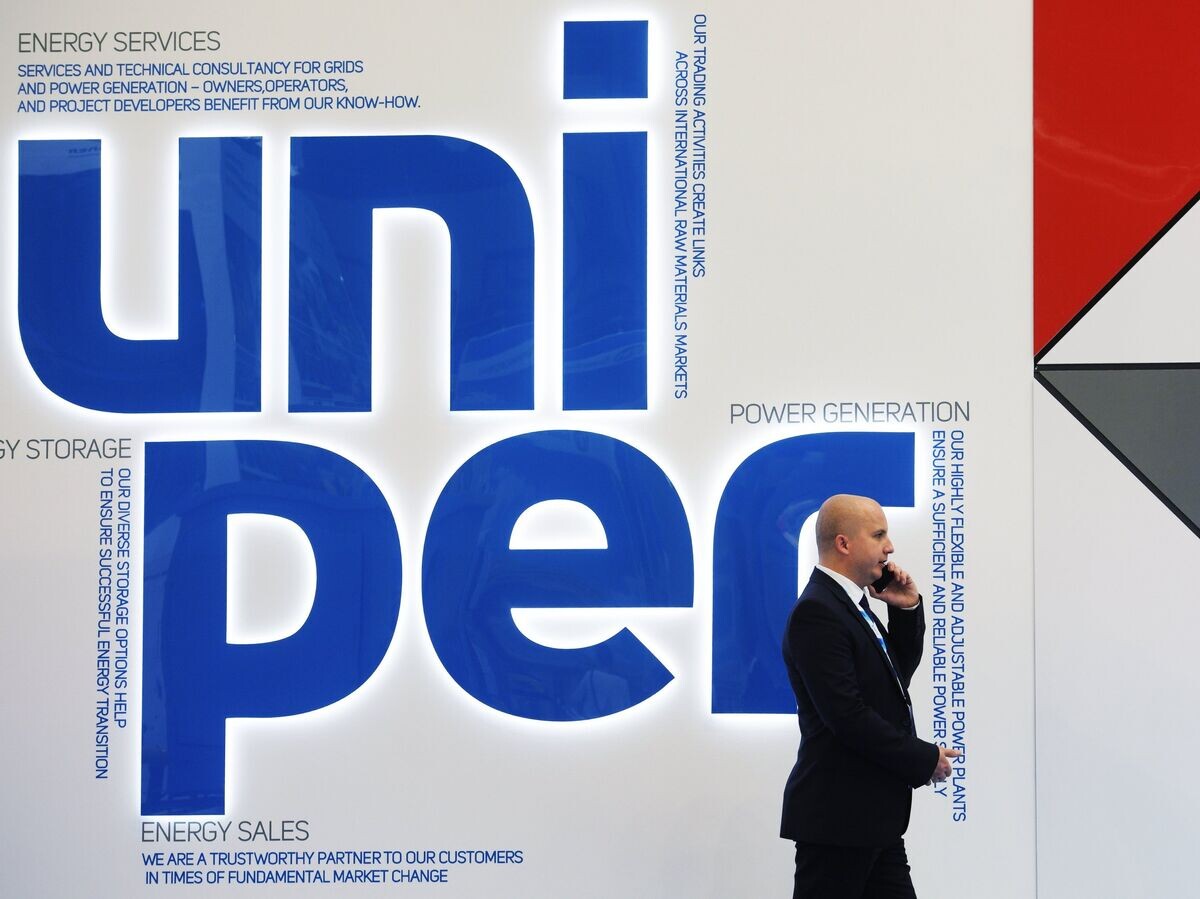    У стенда компании Uniper © РИА Новости . Александр Гальперин