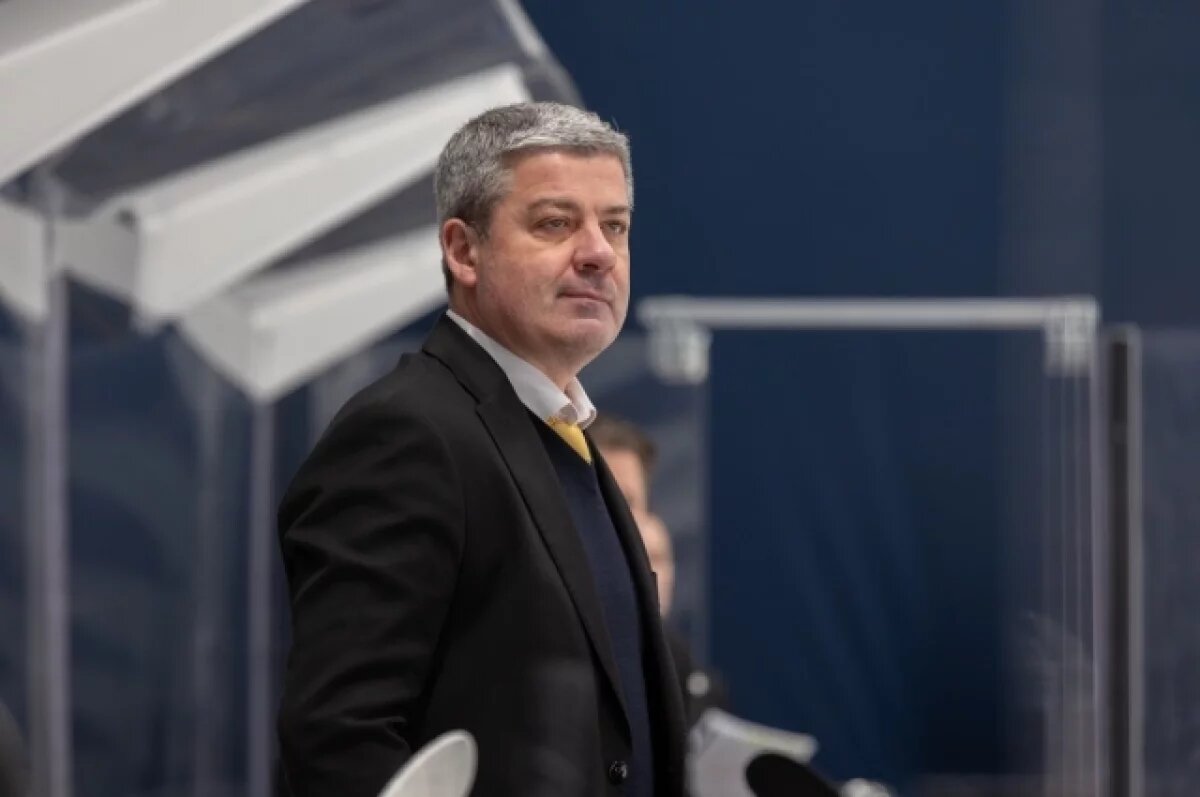    Главного тренера «Адмирала» Тамбиева отстранили от работы