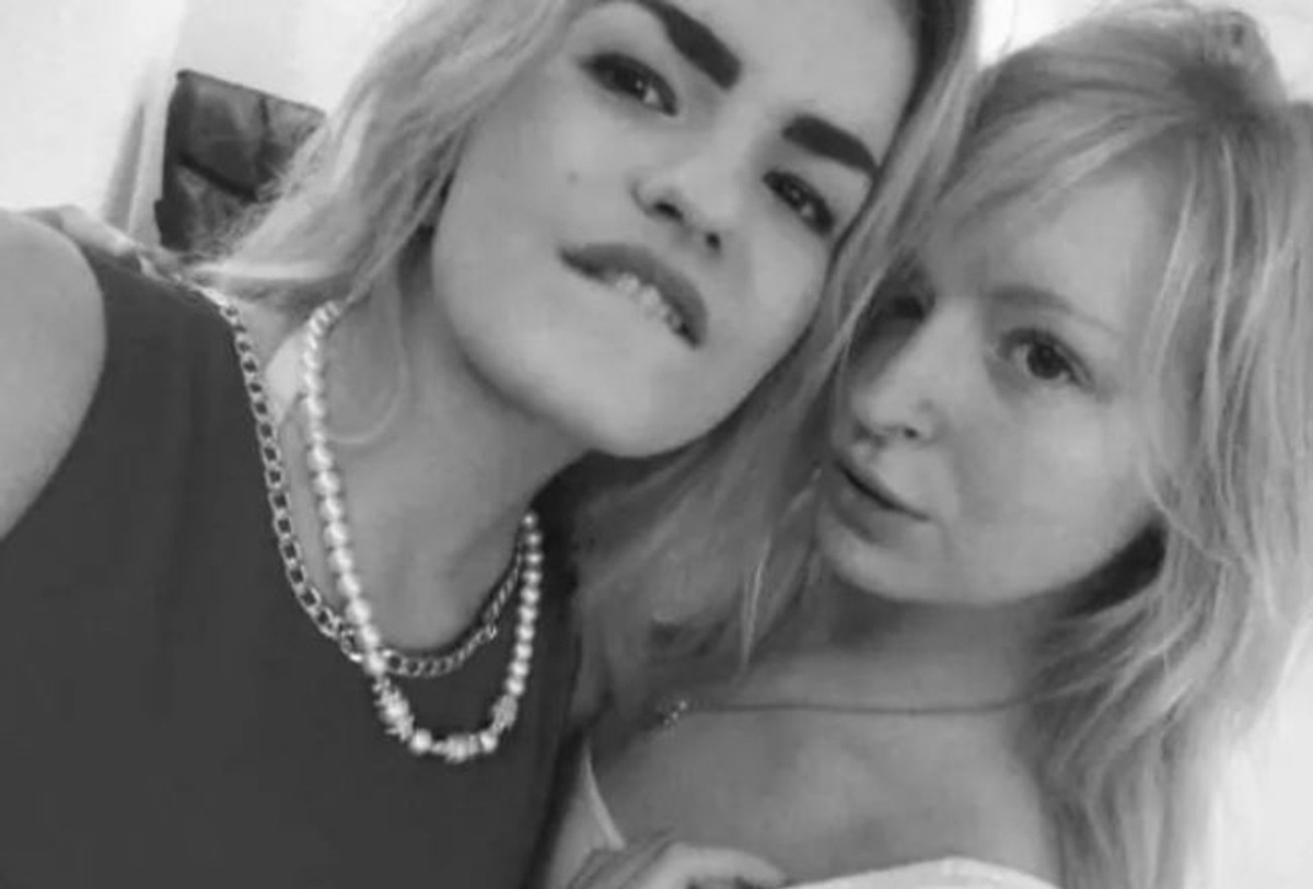 Лиза и Стефания соцсети