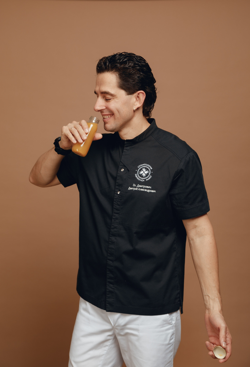 Фотография взята с сайта стоматологии Дмитрович Фэмили https://www.dmitrovich.ru/