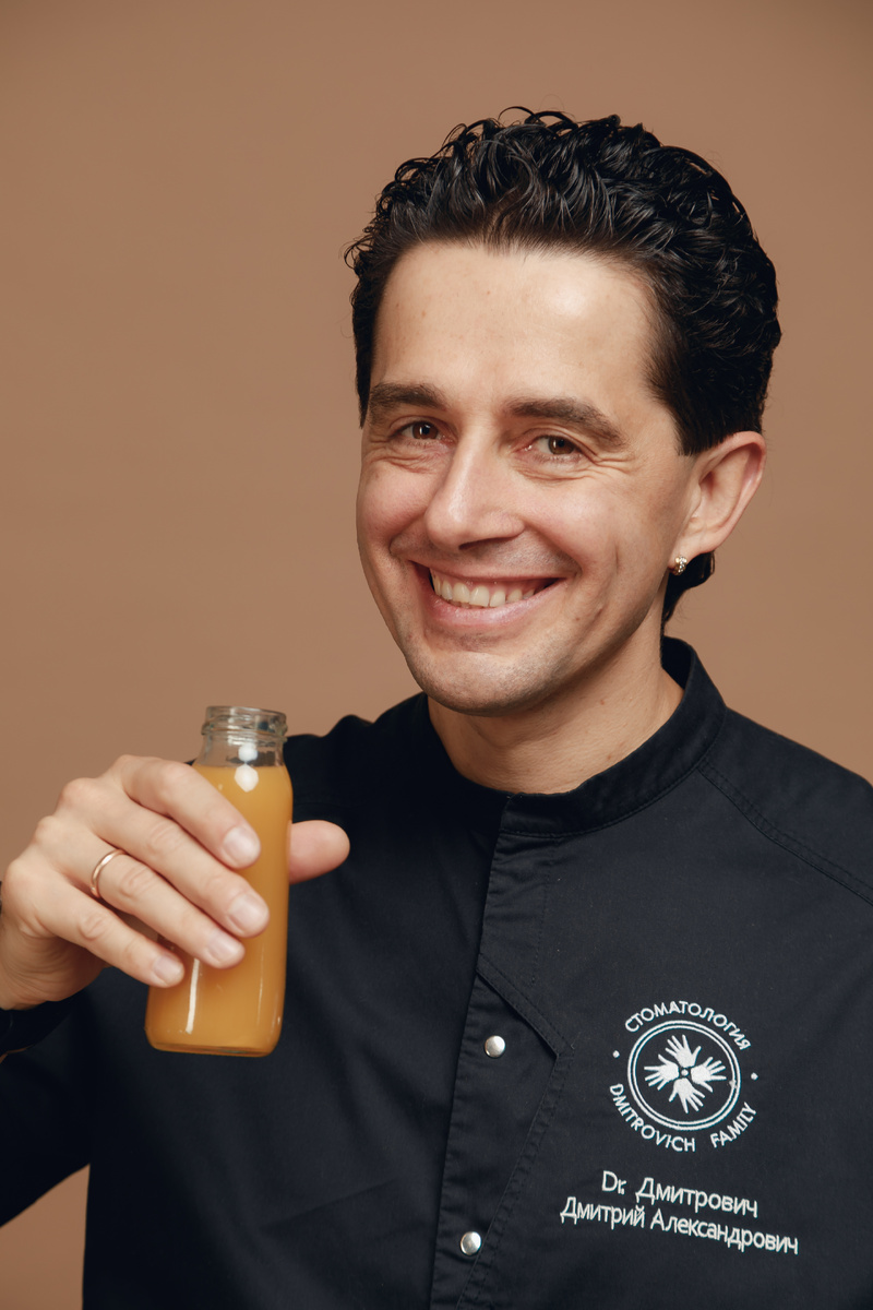 Фотография взята с сайта стоматологии Дмитрович Фэмили https://www.dmitrovich.ru/