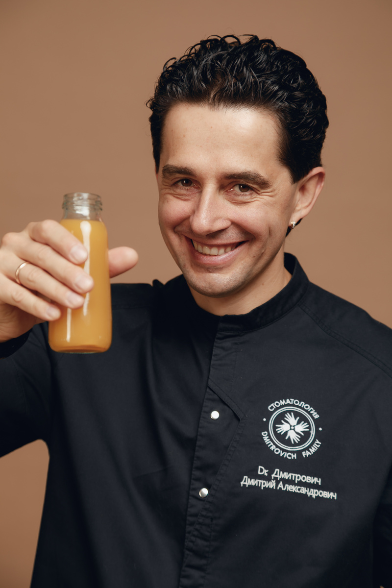 Фотография взята с сайта стоматологии Дмитрович Фэмили https://www.dmitrovich.ru/