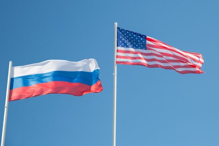 Посол США Баррак похвалил российских политиков