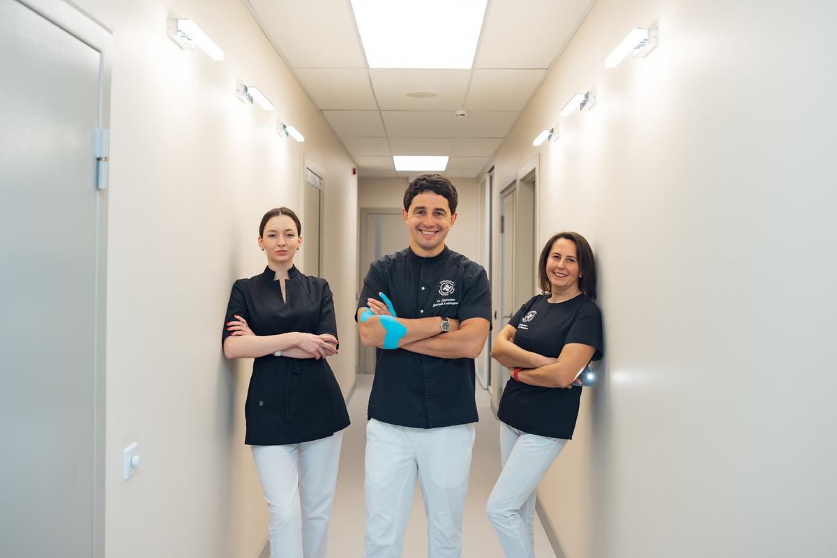 Фотография взята с сайта стоматологии Дмитрович Фэмили https://www.dmitrovich.ru/