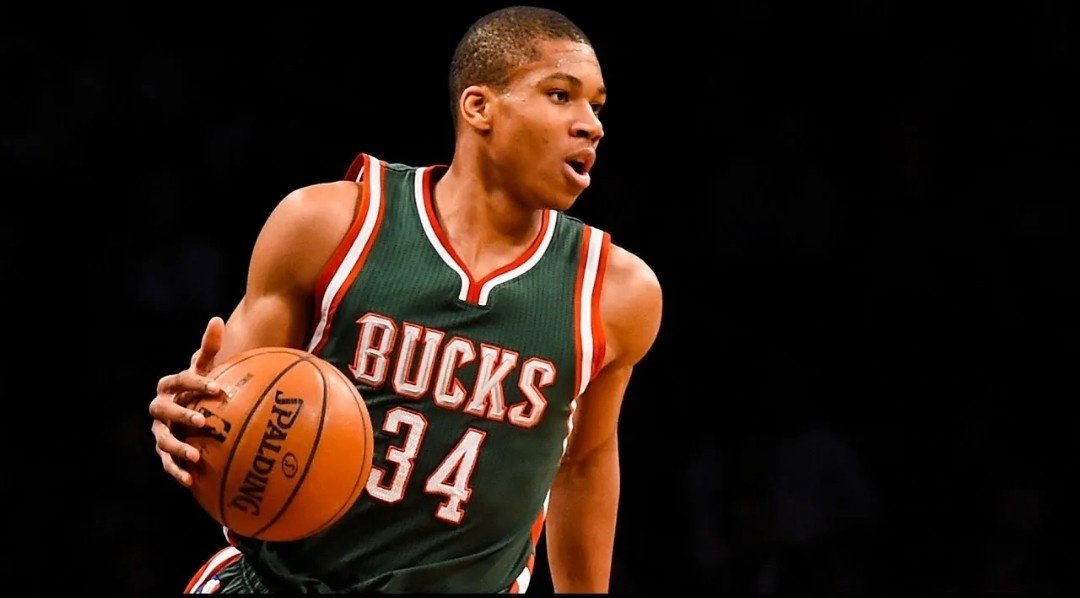 Яннис в ранние годы карьеры