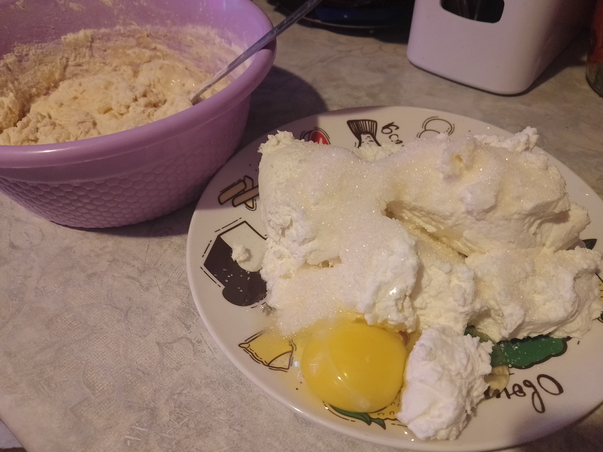 Фото  автора, готовлю ватрушку