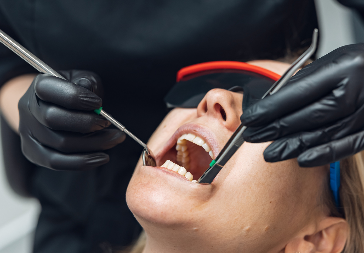 Фотография взята с сайта стоматологии Дмитрович Фэмили https://www.dmitrovich.ru/