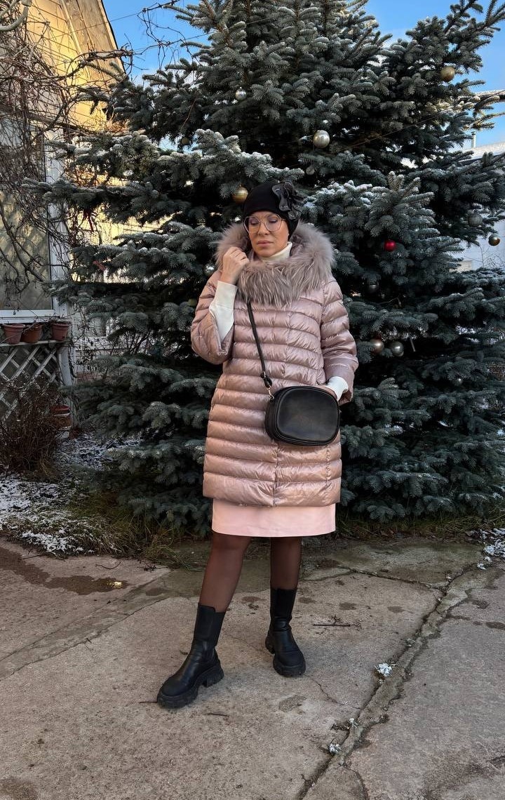 пример ужасного образа с неактуальным пальто