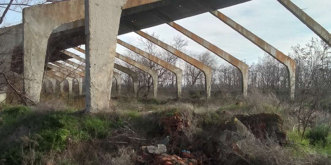 Заброшенный аэродром, металлокоп.