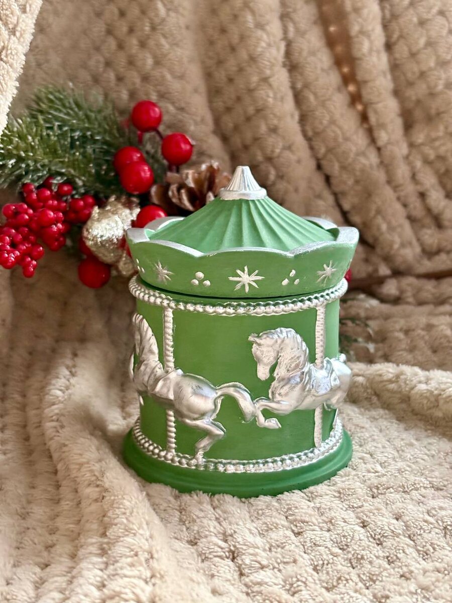 Свеча-карусель