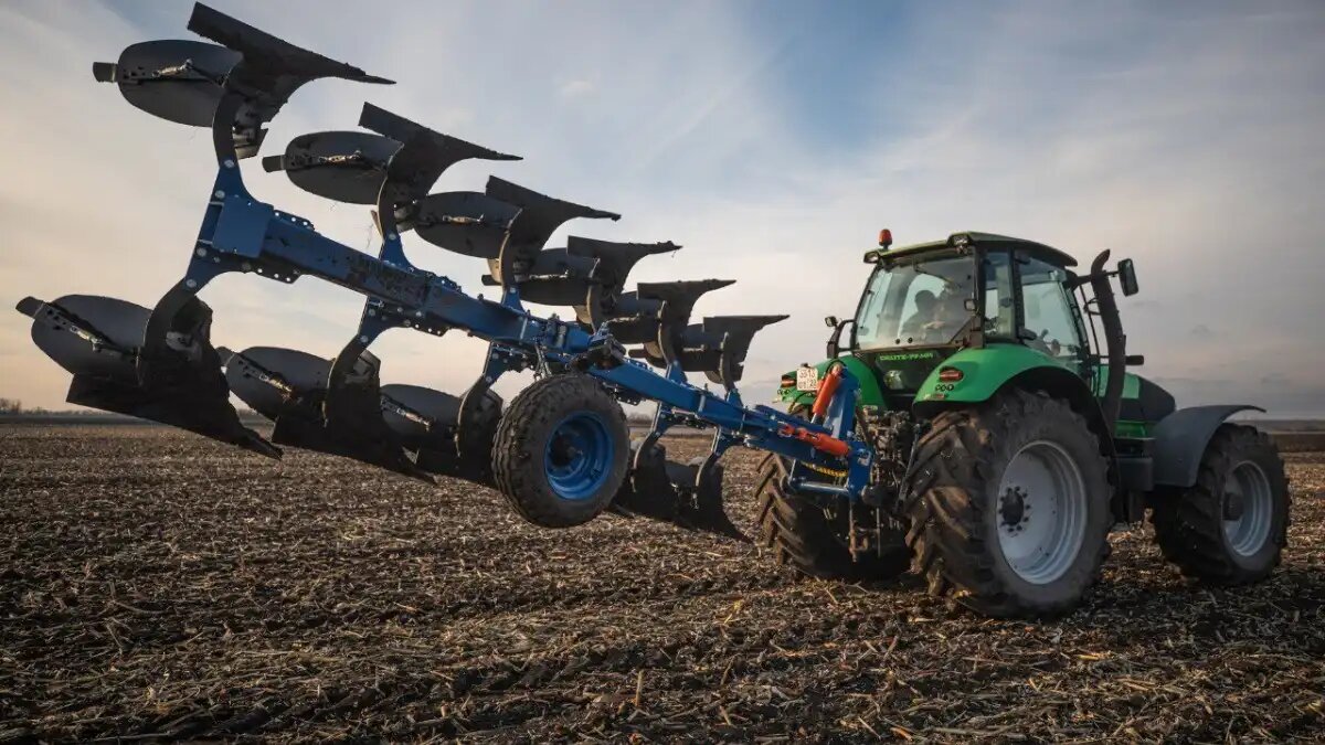 Фото: zdm.ru / «Кубаньжелдормаш»
Плуг «Танго» от «Кубаньжелдормаш»