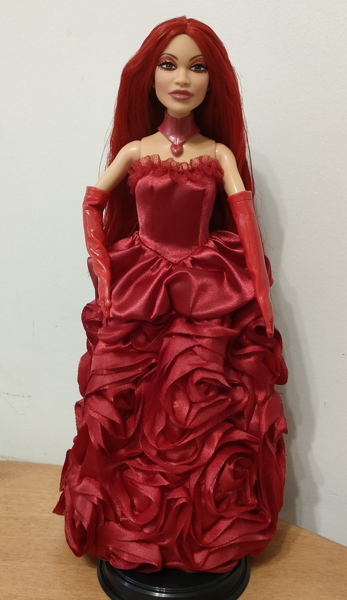 Королева сердец из Наследников 