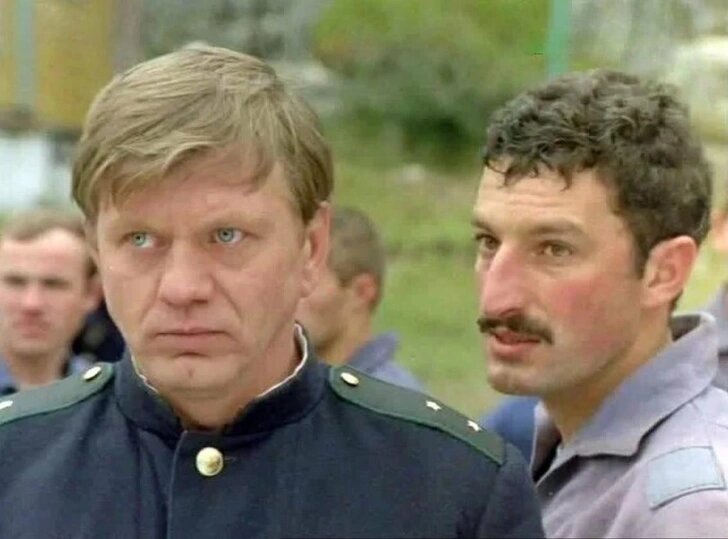    Художник в молодости даже успел сняться в киноэпизоде