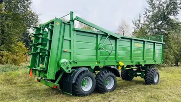 Фото: bobruiskagromach.com / «Бобруйскагромаш»Модернизированная машина для внесения твердой органики МТУ-24А-1 от завода «Бобруйскагромаш»