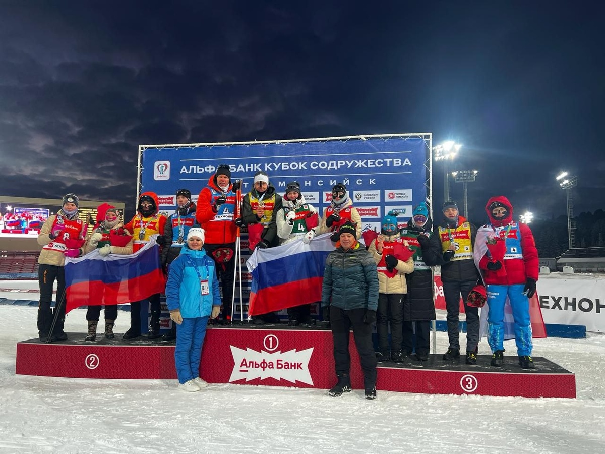    Виктория Метеля в составе команды Россия-1 выиграла смешанную эстафету на Кубке Содружества по биатлону