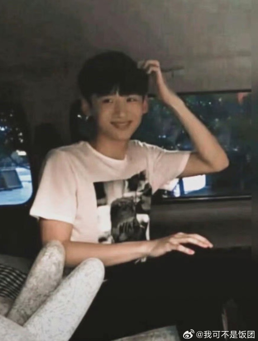 Какой милый мальчишка, правда?