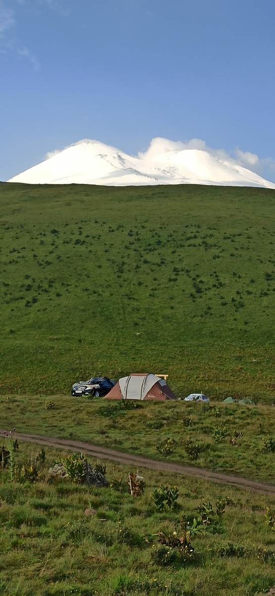 Эльбрус встречает. 