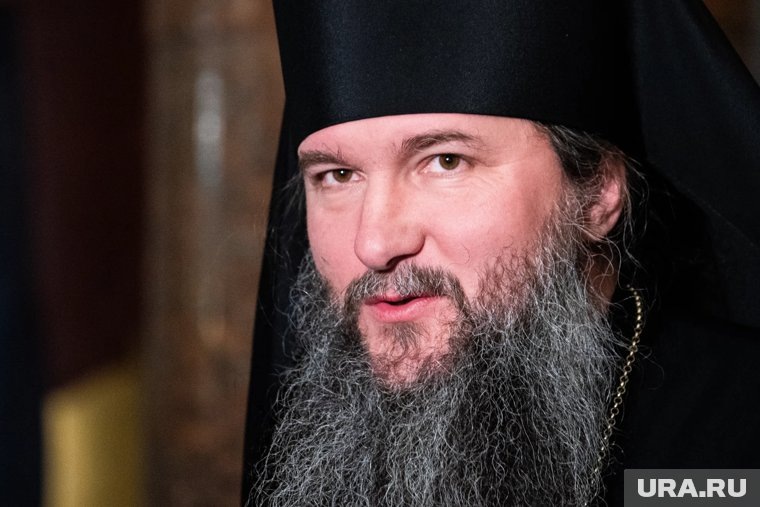     Митрополит Екатеринбургский и Верхотурский Евгений выступил в защиту прав учителей