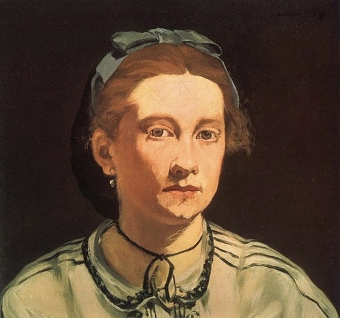 Викторина Мёран, по прозвищу Креветка, любимая натурщица Мане, послужившая моделью и для «Олимпии». Кстати, она-то никакой дорогой кокоткой не была: натурщица и не очень удачливый музыкант и художница. Креветкой её звали за миниатюрное, ладное сложение, без пышных форм. Такую фигуру столетия напролет называли «мальчишеской» и, опять же, никаких подтекстов это не несло. 