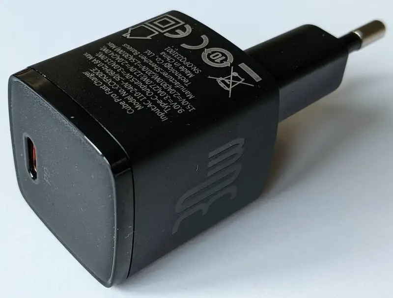     Компактный блок, который подойдет хоть кому. Изображение: aliexpress.ru