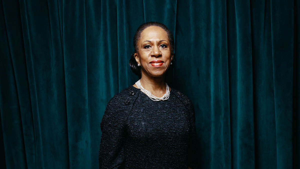 Елена Ханга сейчас