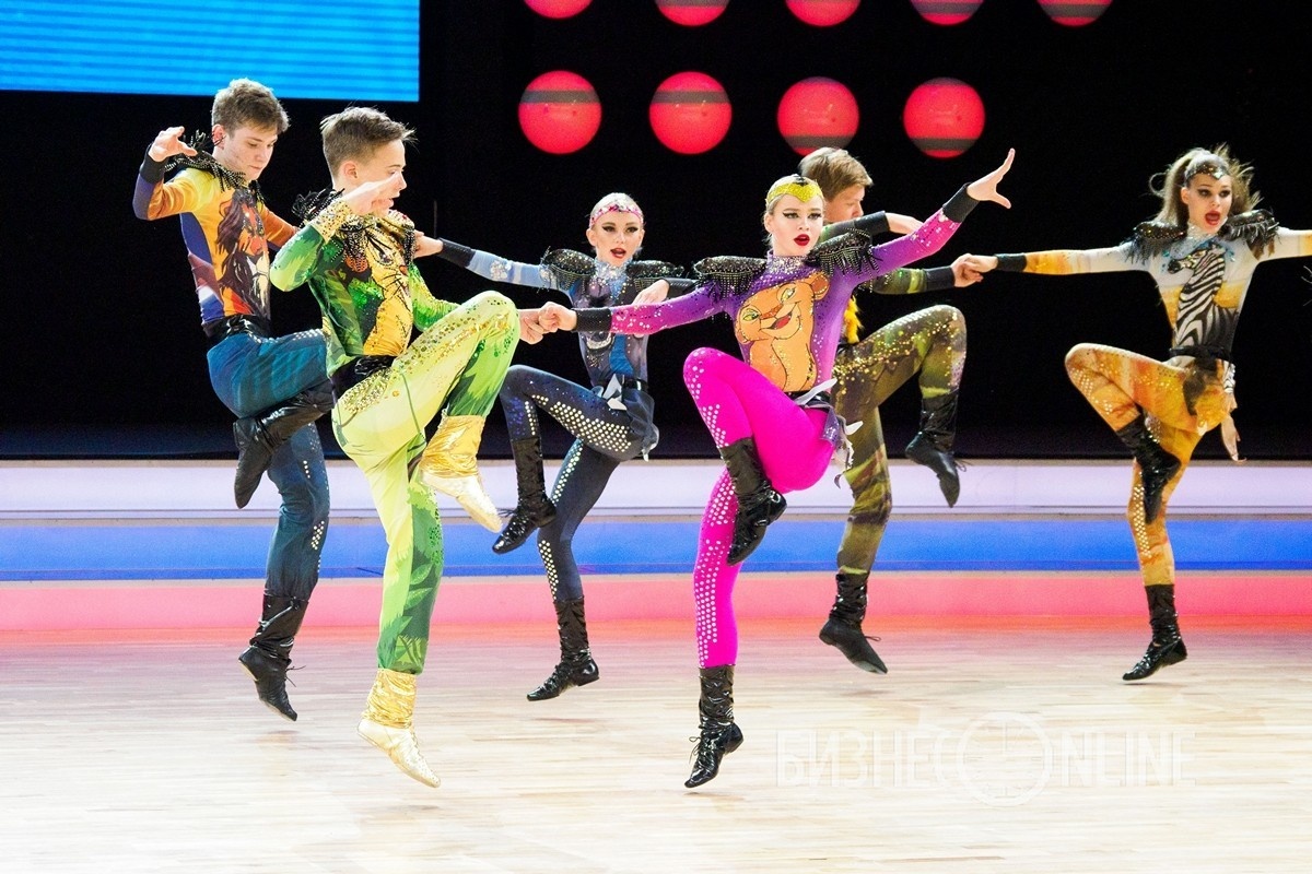 Акробатический рок-н-рол, фото для наглядности