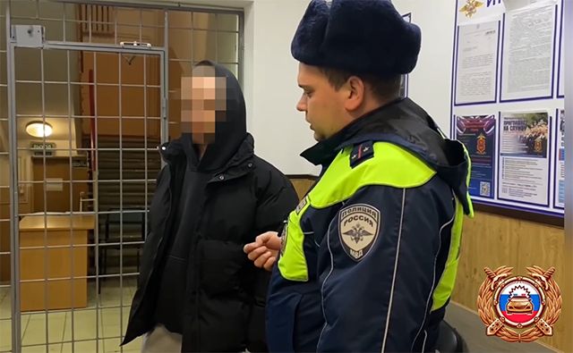 На 18-летнего парня завели статью за дрифт на парковке у гипермаркета в Твери