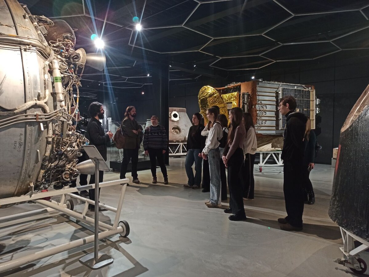 На экскурсии в музее (Фото: Олеся Шатурова)