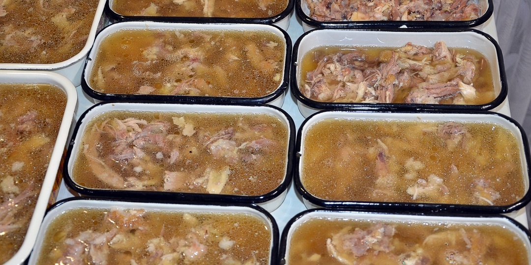 Холодец на Новый Год: 10 рецептов которые стоит приготовить