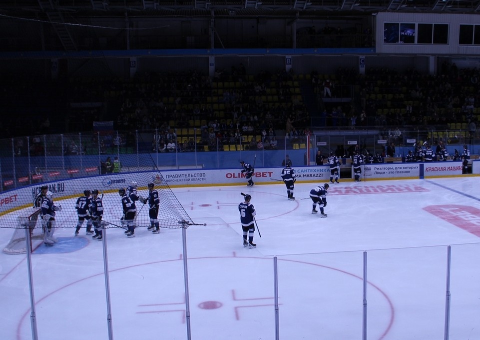    Набрав одно очко, липчане опустились в турнирной таблице на 12-е место. Алексей СЕРГУНИН