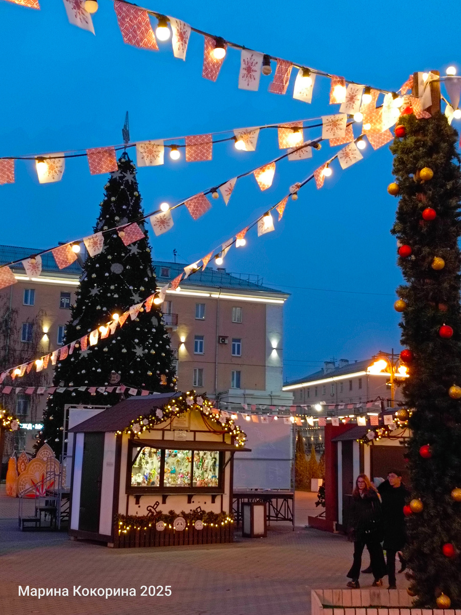 Возле Муниципального культурного центра