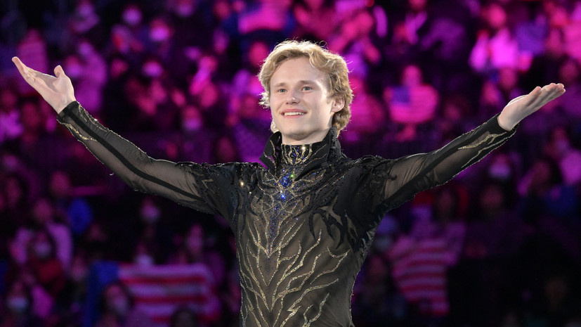     Илья Малинин  Atsushi Tomura | ISU via Getty Images