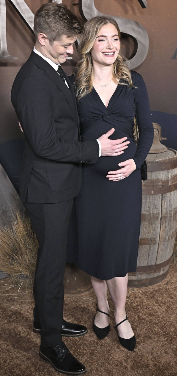    Лукас Тилл и Скайлер Сэмюэлс вышли в светLegion-Media