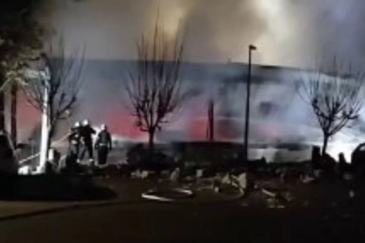    В Праге при пожаре в автосервисе сгорели ретроавтомобили стоимостью $10 млн