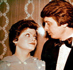 Долина и Миончинский. Автор: https://s3.cdn.eg.ru/upimg/photo/97962.jpg