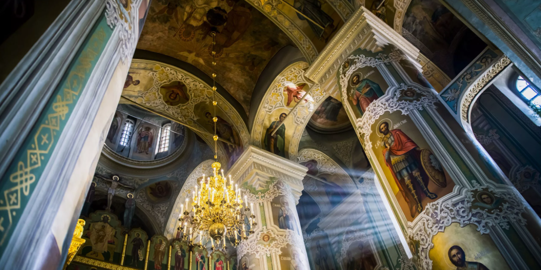 «Как на Небо»: о внимательности, которую человек приносит в храм