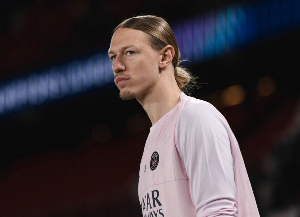    Матвей Сафонов (Фото: Telegram / @motya_39)